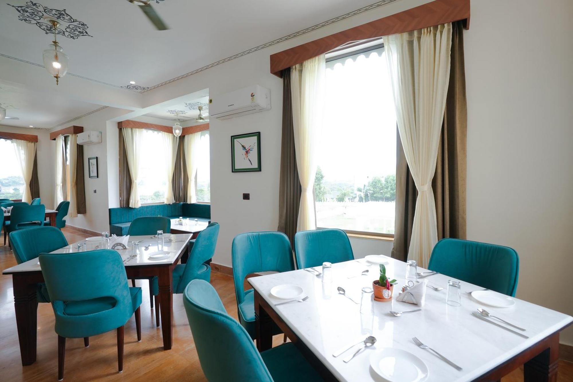 Maangarh Resorts Ουνταϊπούρ Εξωτερικό φωτογραφία